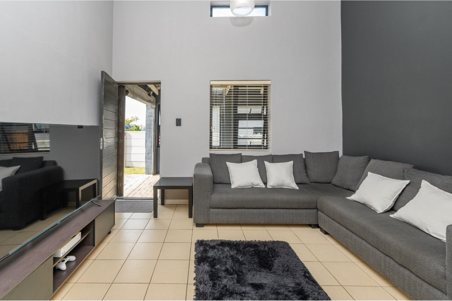 2 Bedroom Property for Sale in Parsonsvlei Eastern Cape